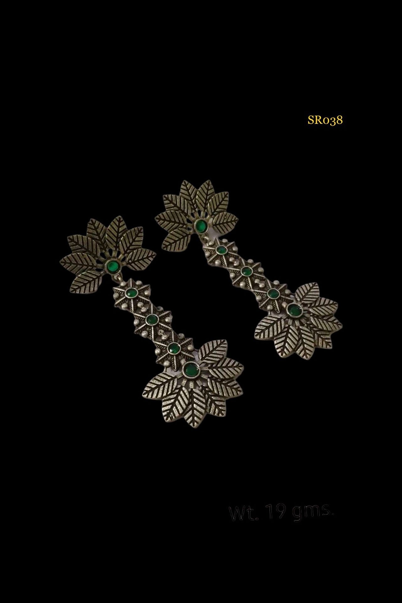 Dangler Earring Up Down Leaf Green SR038G