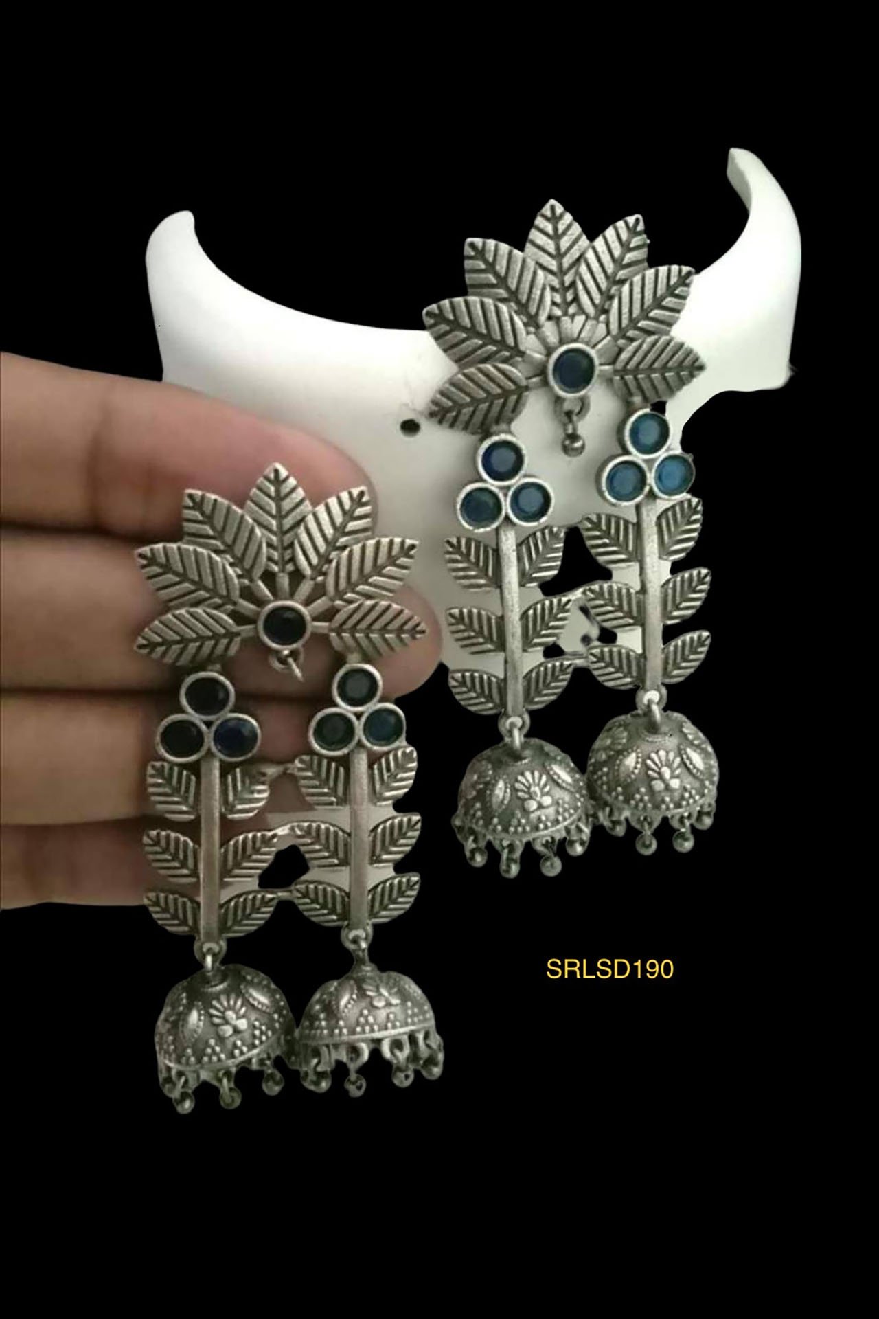 Leaf ShapeDouble Jumkhi With Black Stone SRLSD190B