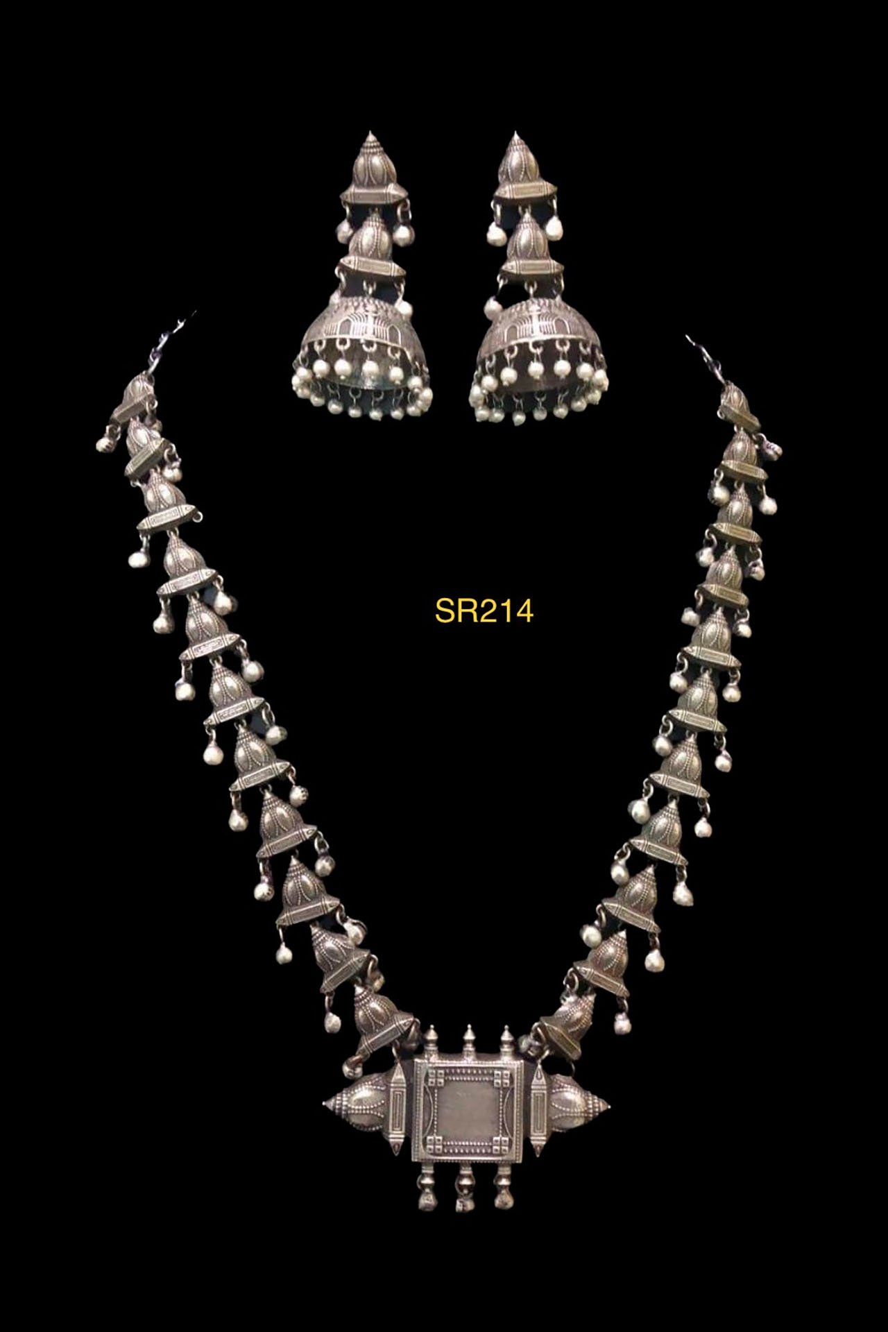 Long Necklace Set With Jumkhi Earing SR214